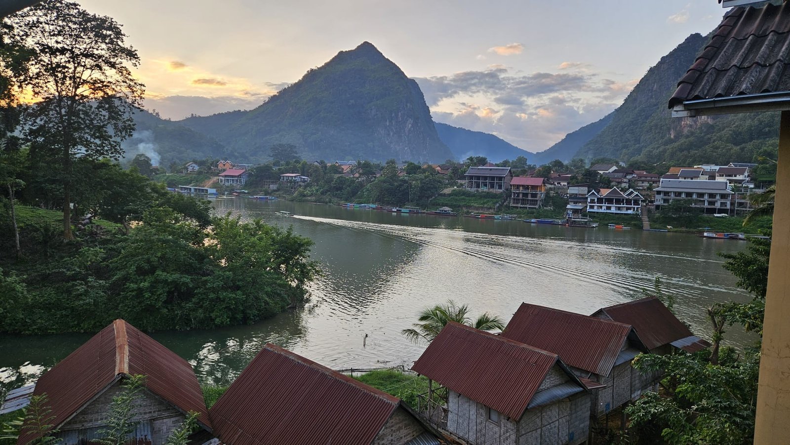 Luang Prabang Cycle To Hanoi Tour 8 Days